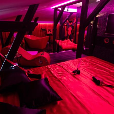 Red Palace Apartament Bdsm Bydgoszcz Dış mekan fotoğraf