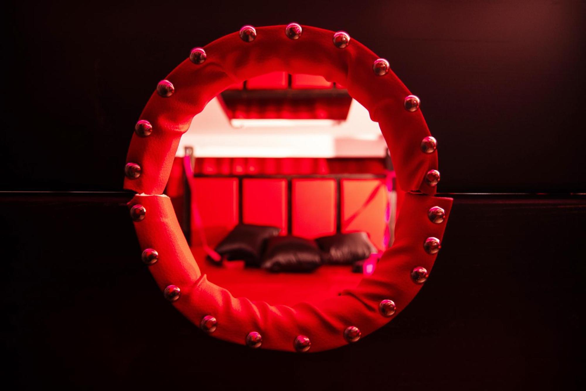 Red Palace Apartament Bdsm Bydgoszcz Dış mekan fotoğraf