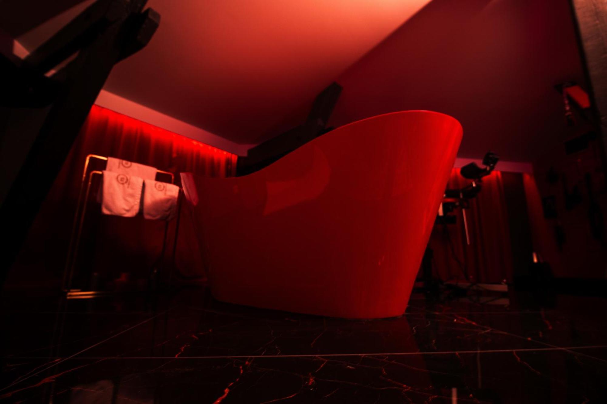 Red Palace Apartament Bdsm Bydgoszcz Dış mekan fotoğraf