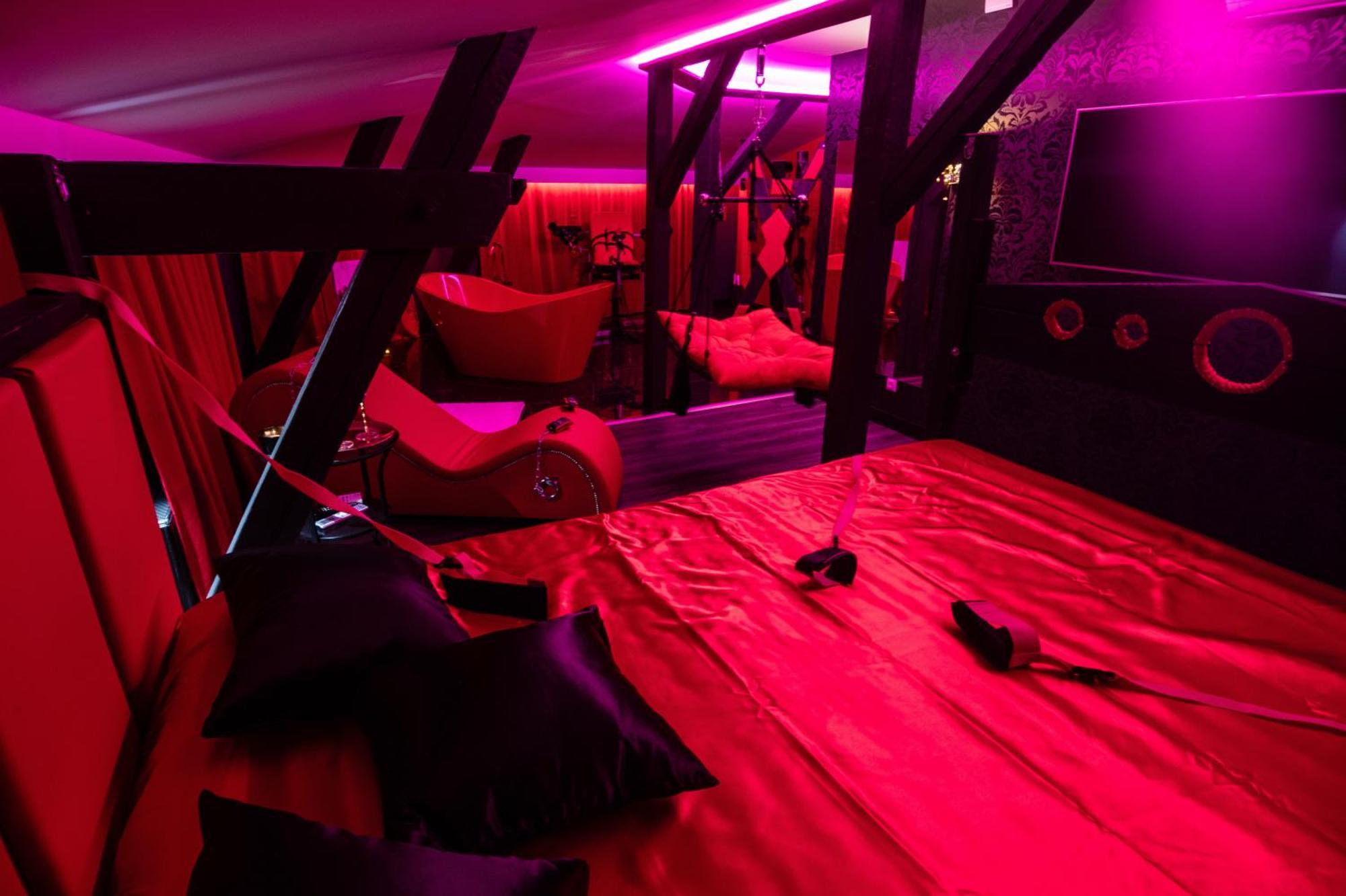 Red Palace Apartament Bdsm Bydgoszcz Dış mekan fotoğraf
